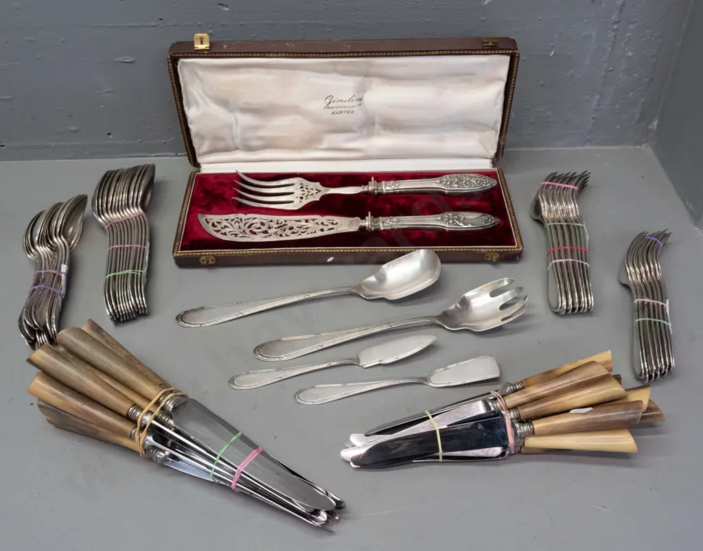 vintage WMF German cutlery - 12 place settings, 2 sizes of horn handled knives (not marked WMF) and cased set of French Image 1++