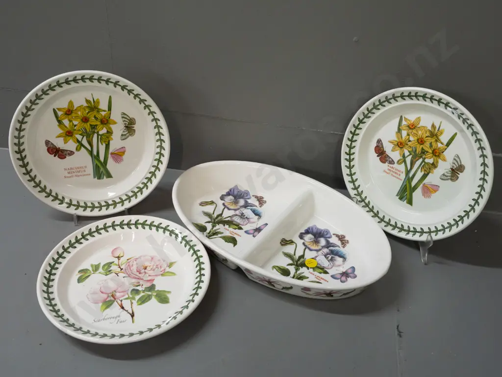 Portmeirion Botanic Garden items - segmented serving dish L-290 and 3 side plates Image 1++