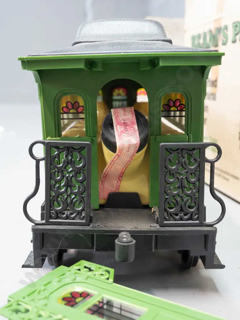 5-piece Jim Beam railway decanter set: Locomotive and 4 cars with New Jersey Central Railroad markings, all sealed with Image 1++