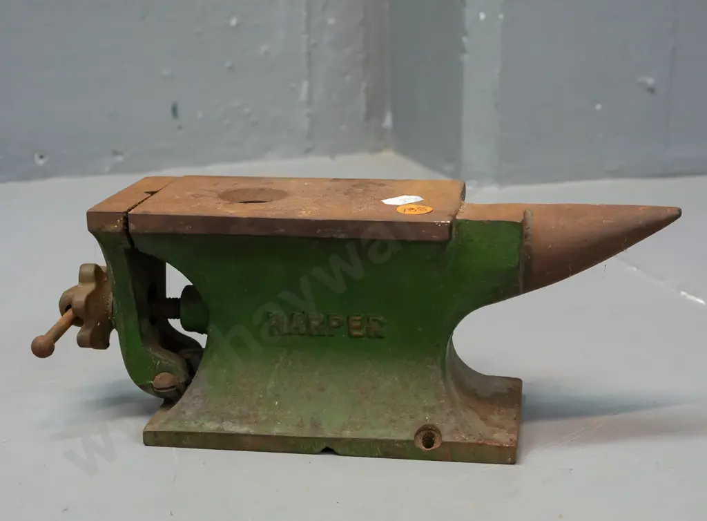 small Harper 4006 anvil / vise - some age wear and corrosion H-100 L-260 Image 1++