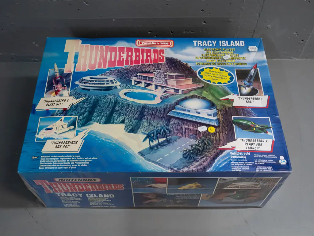 Matchbox Thunderbirds Tracy Island model in original sealed box - dated 1993. H-210 L-520 W-350 Image 1++