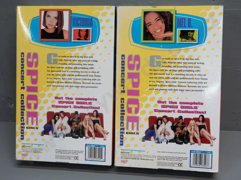 Spice Girls Concert Collection figures in original boxes with accessories - Galoob Toys - 1998 Victoria and Mel B. Image 1++