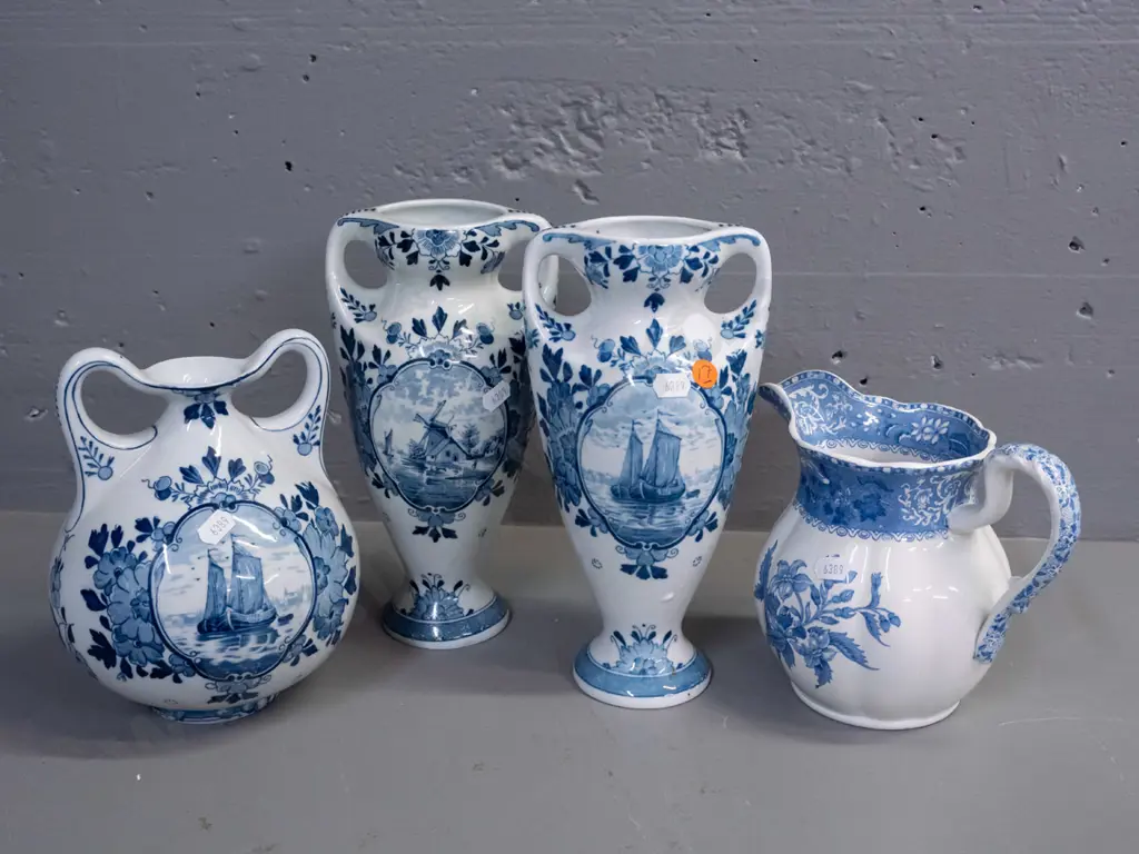 3 Delft blue & white vases and a Copeland Spode Camilla jug. Taller pair are H-240 W-120 at handles Image 1++