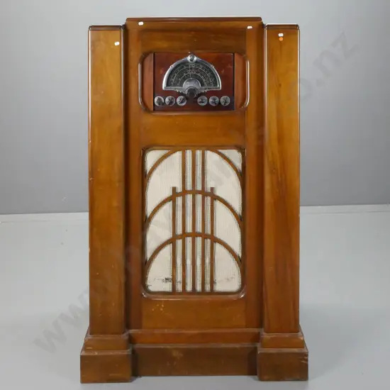 deco large console radio - Masterpiece / McMurdo Silver, Chicago, Jansen speaker, label on cabinet: Built