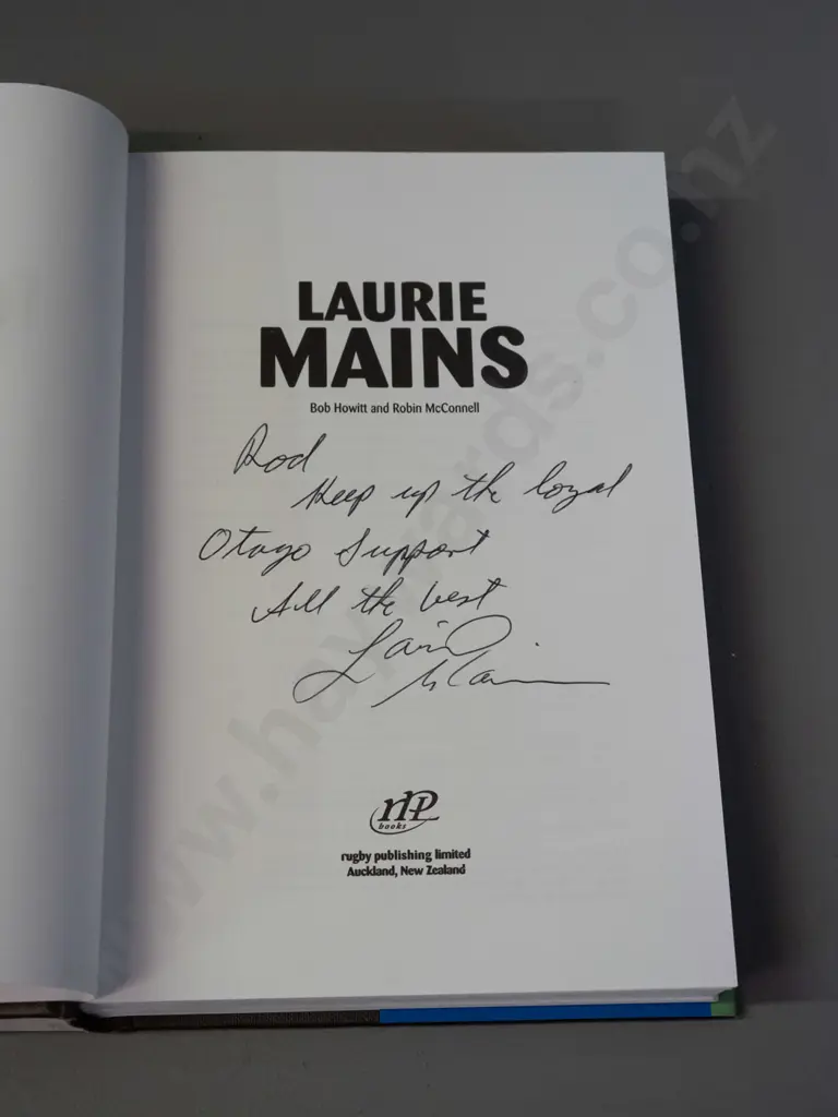 autographed hard cover book - signed by Laurie Mains - see photo for details Image 1++