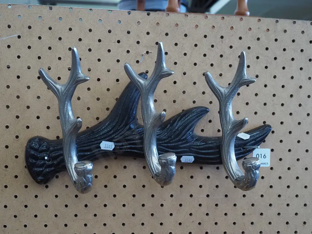 cast metal antler themed coat hooks Image 1++