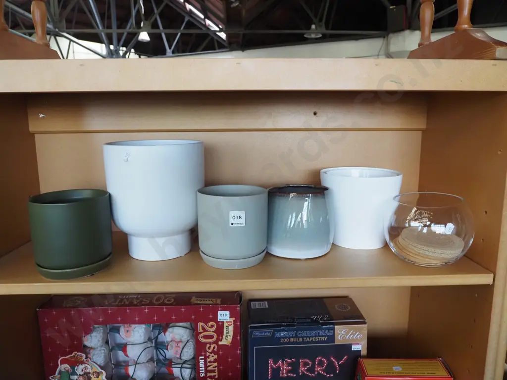 shelf; modern garden planters, jardinieres, glass bowl, coasters Image 1++