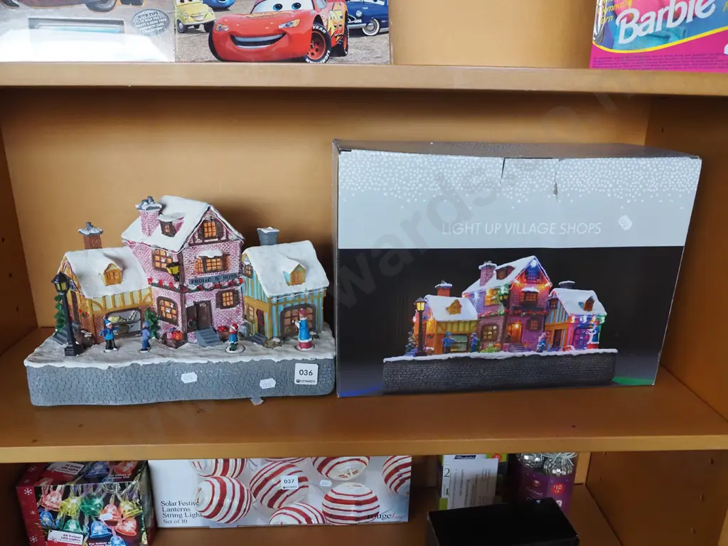 boxed illuminated Xmas village shops Image 1++