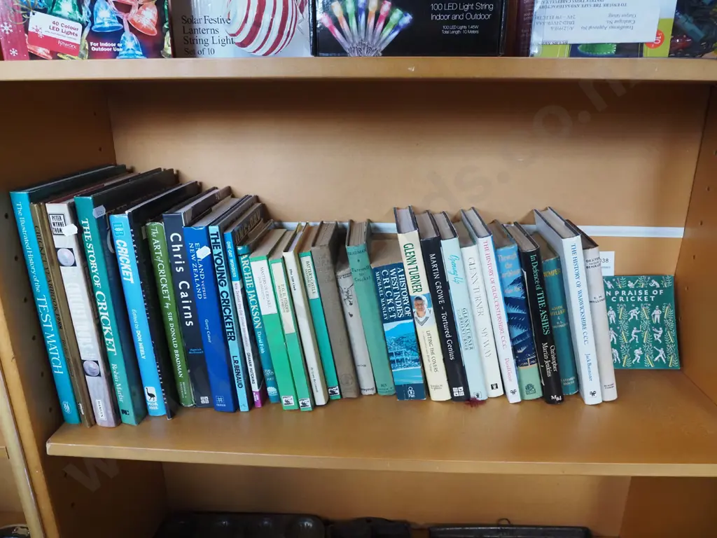 shelf; cricket books Image 1++