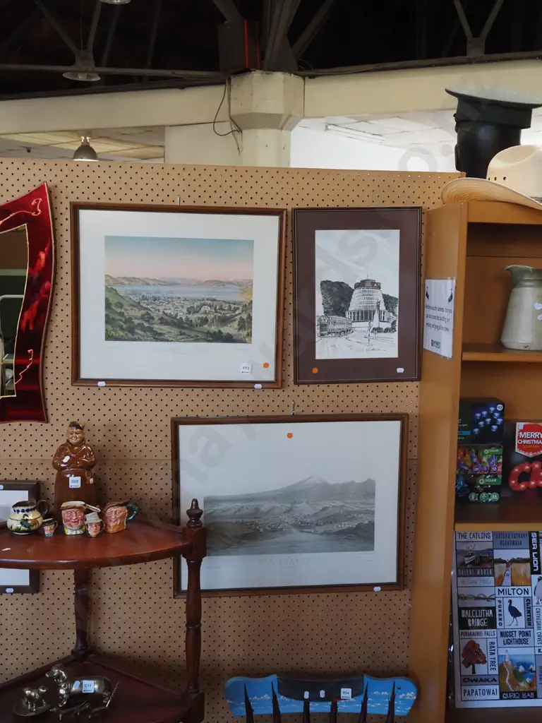 3x framed prints- Wellington, New Plymouth, Beehive Image 1++