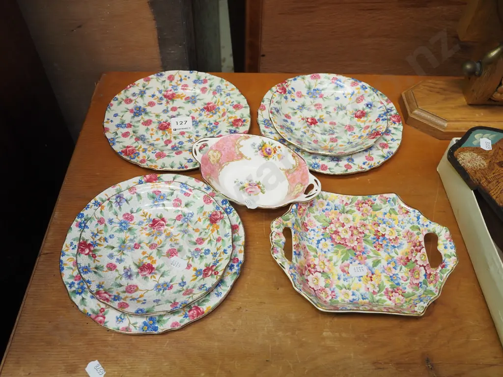 Royal Winton floral plates, 2x floral dishes Image 1++