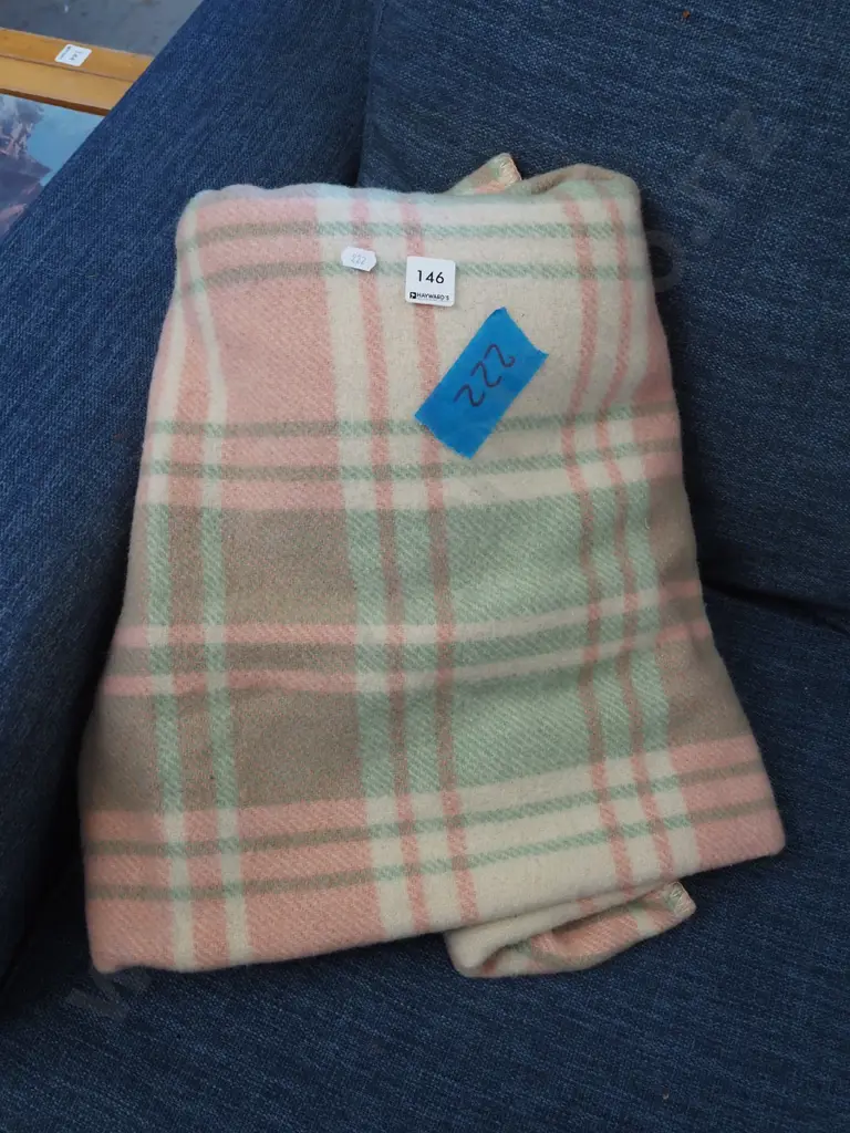 checked woollen blanket Image 1++