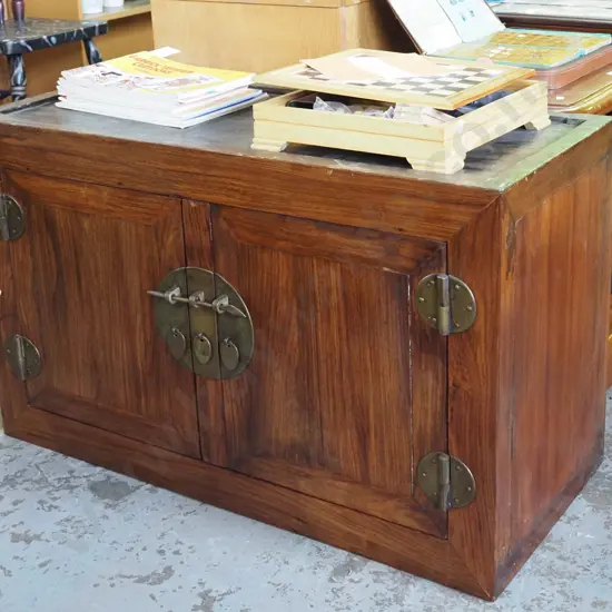 Asian 2 door cupboard H550 W900 D400