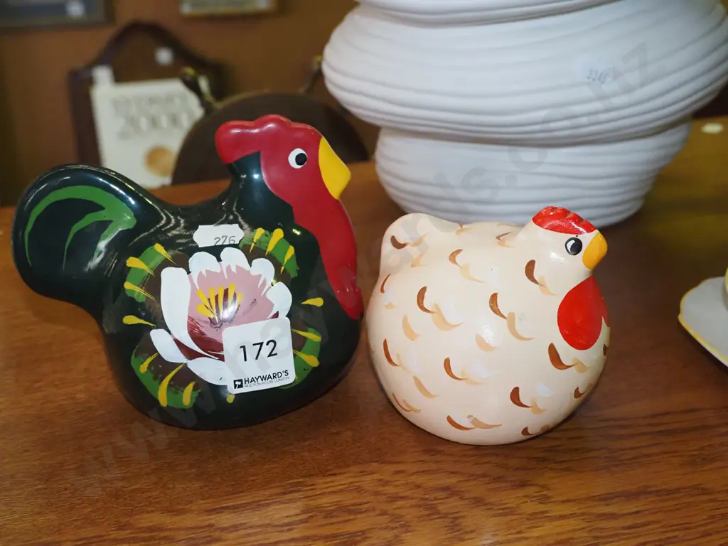 2x painted happy hens Image 1++