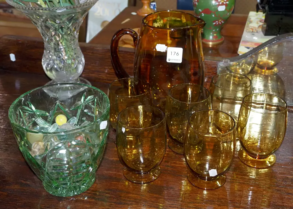 amber glass water jug, 6x glasses, depression glass vase with marbles Image 1++