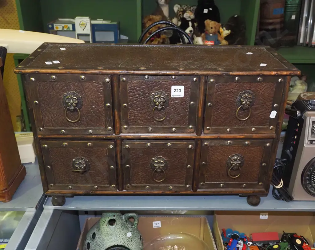 vinyl and wood 6 drawer chest H360 W550 D200 Image 1++