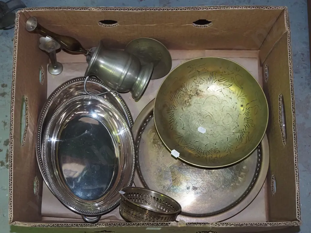 box; brass bowl, copper tray, plated trays etc Image 1++