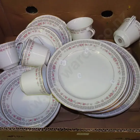 box; Chinese dinner items