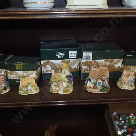 5x Lilliput Lane cottages with original boxes