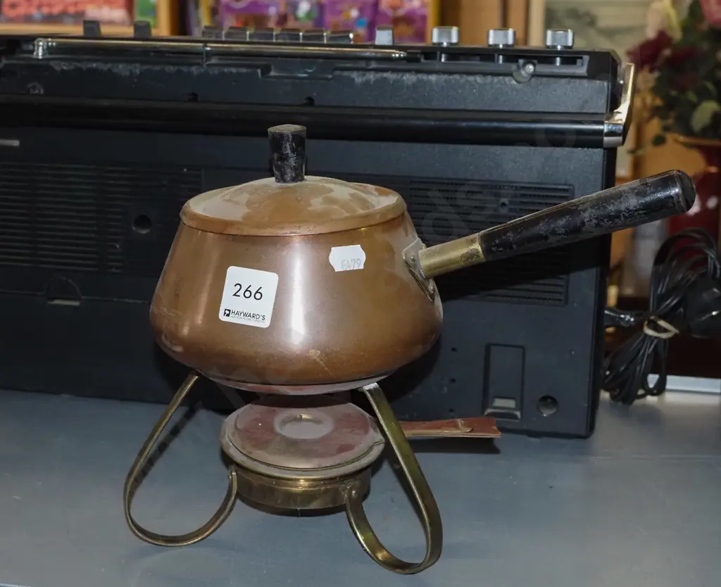 small copper fondue pot - no forks Image 1++