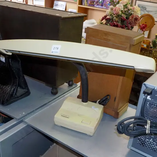 Hanimex fluorescent desk lamp - As Is No Returns