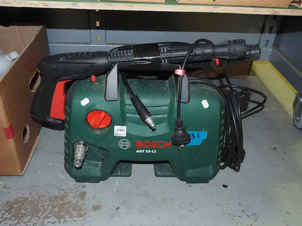 small Bosch pressure washer Image 1++
