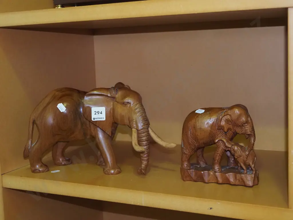 2 carved wooden elephant figures - taller is H170 Image 1++