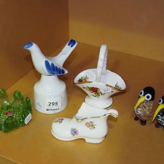 pie funnel, small glass penguins etc