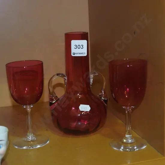 ruby glass, 2x glass goblets Vase H170