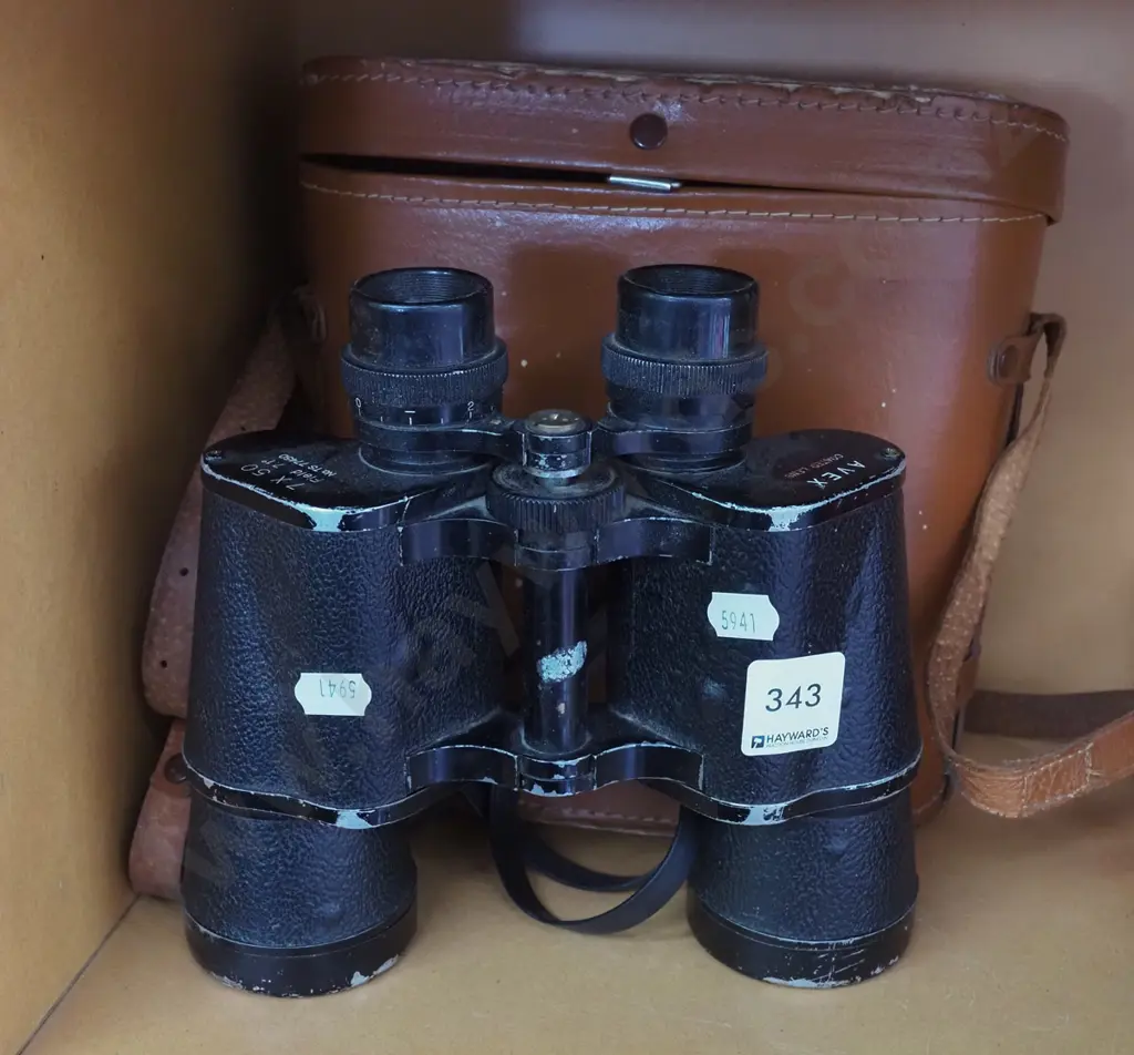 cased 7x50 field binoculars Image 1++