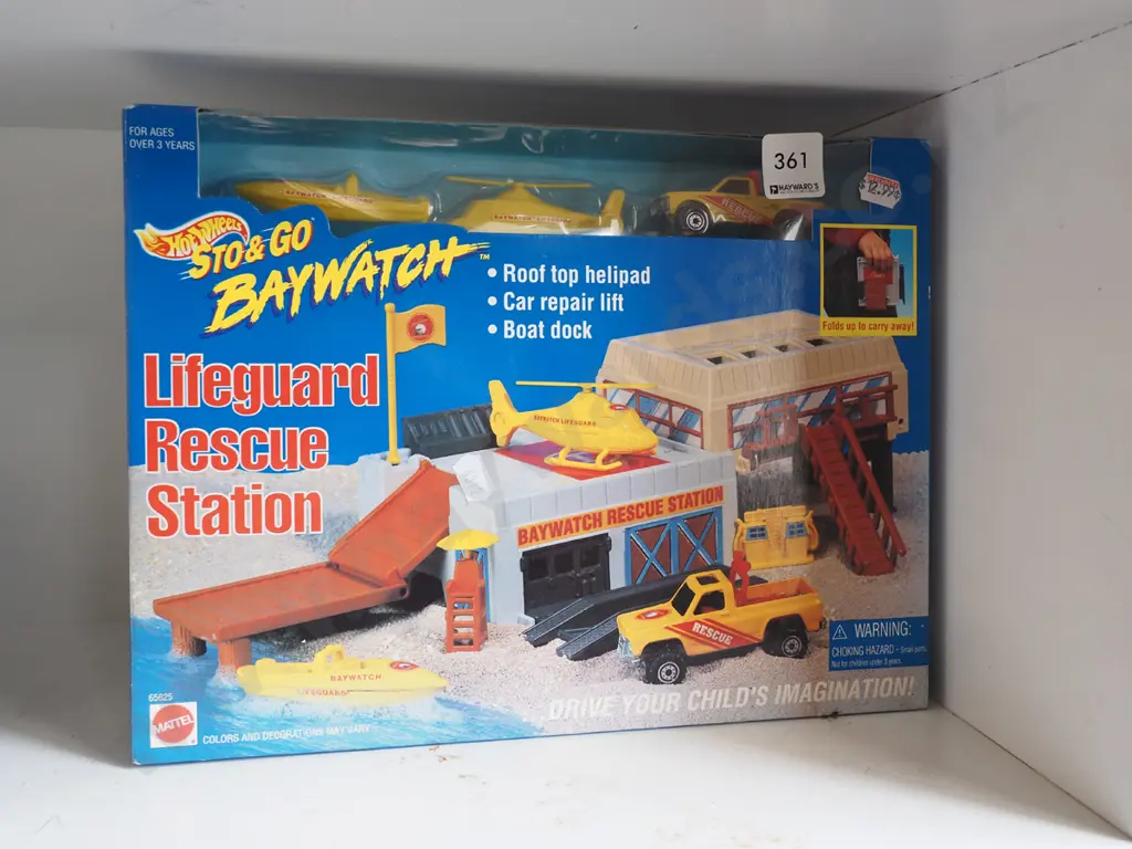 boxed as new Hotwheels Baywatch Lifeguard Rescue station Image 1++