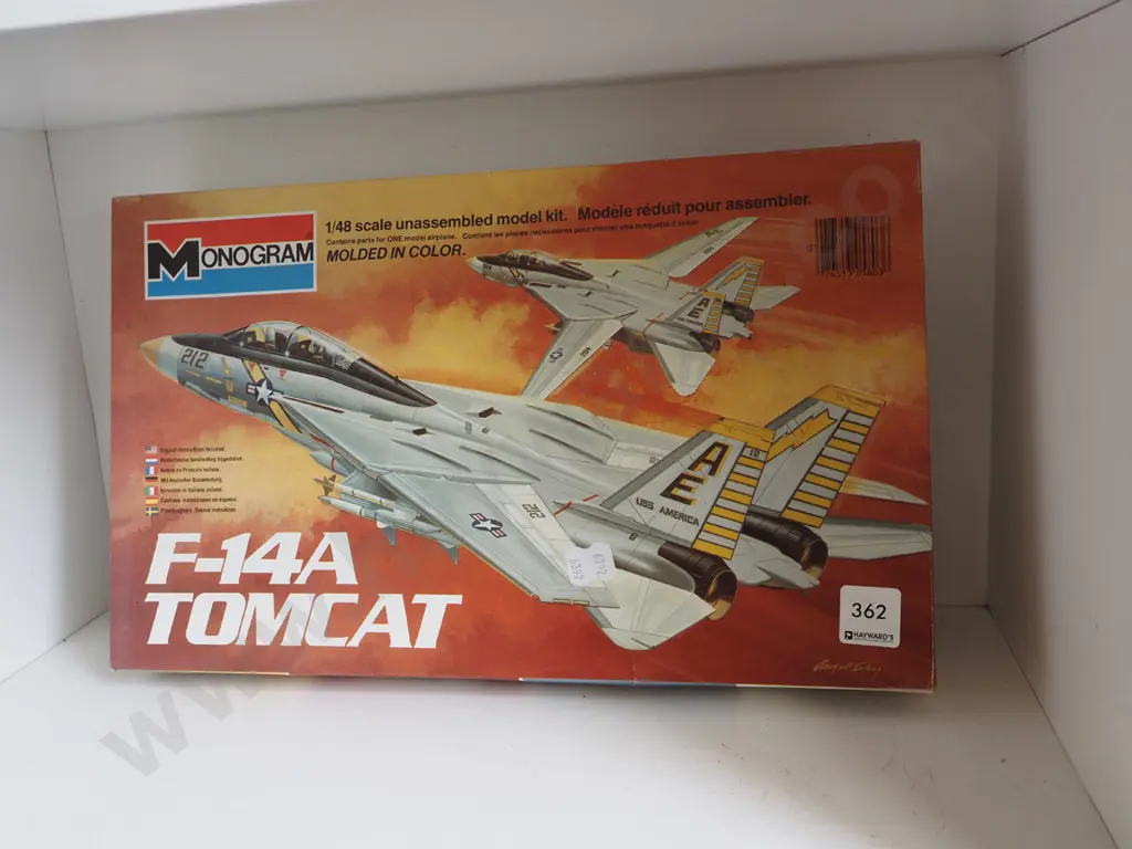 yet to be assembled of F14 Tom Cat Image 1++