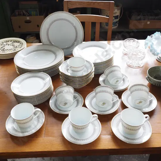 Noritake Nina dinner items; plates, bowls, cups etc