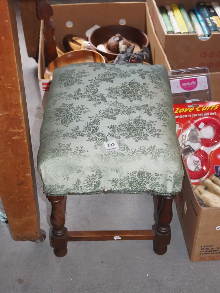 upholstered foot stool Image 1++