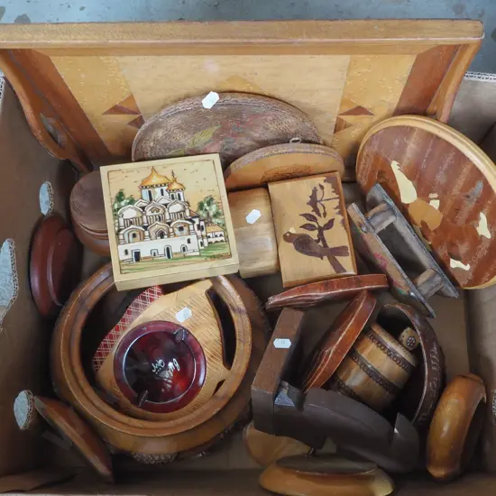 box; wooden souvenir items, trays, bowls, trinket boxes etc