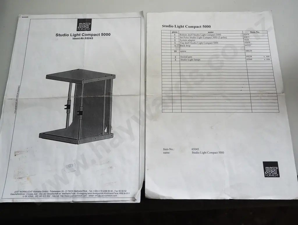 Just Normlicht compact studio light 5000 with blue crate of lights H1020 W820 D710 Image 1++
