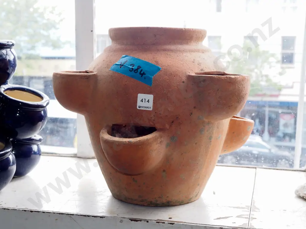 terracotta garden planter H310 Image 1++