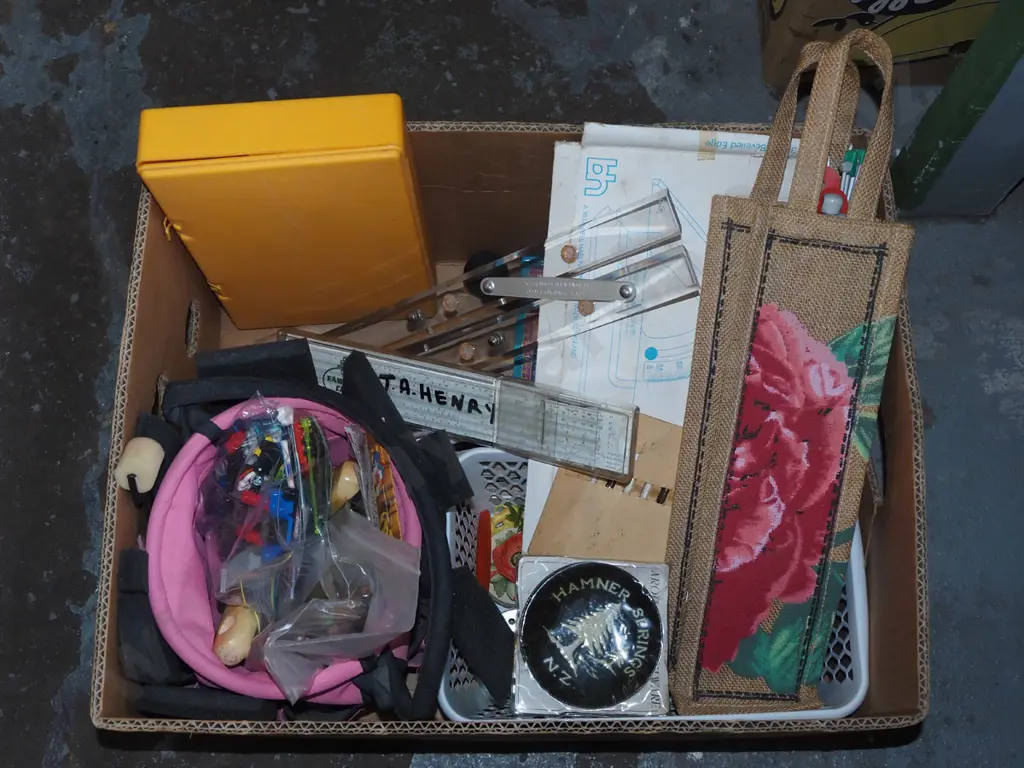 box of crafting items; knitting needles, pencils etc Image 1++