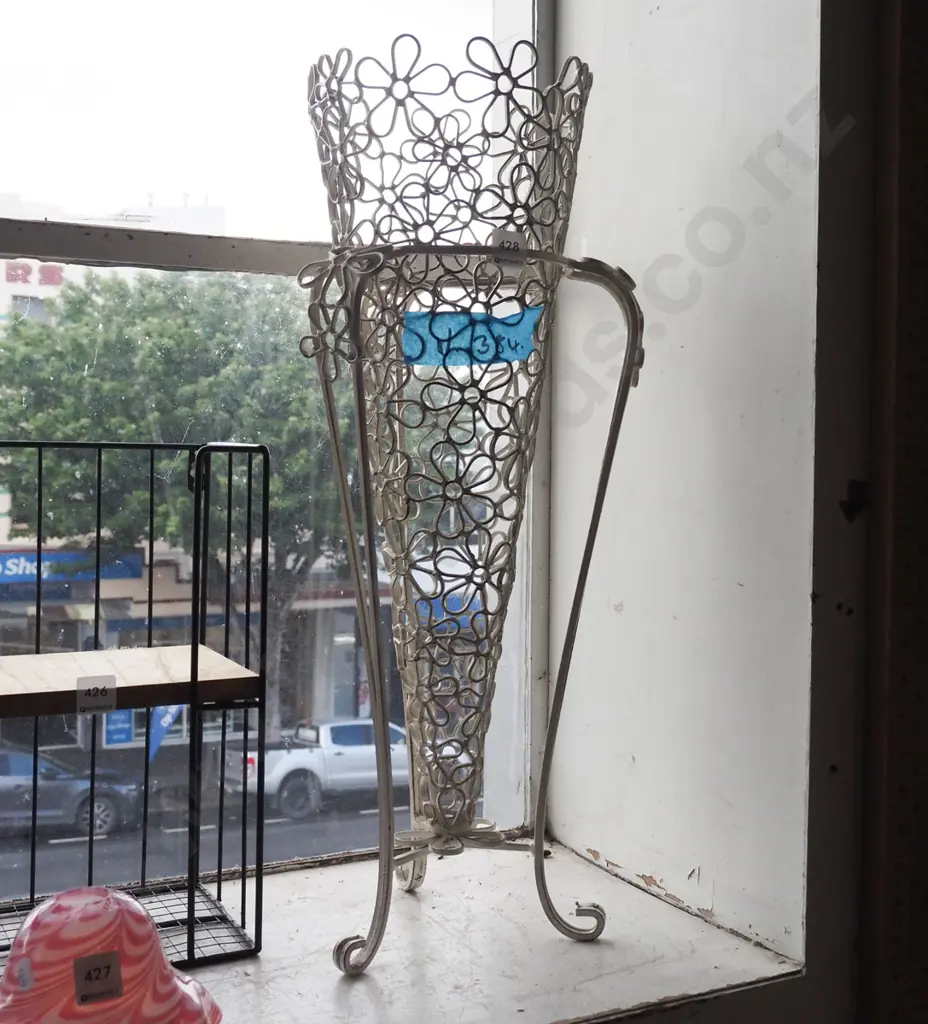 wrought metal umbrella stand H620 Image 1++