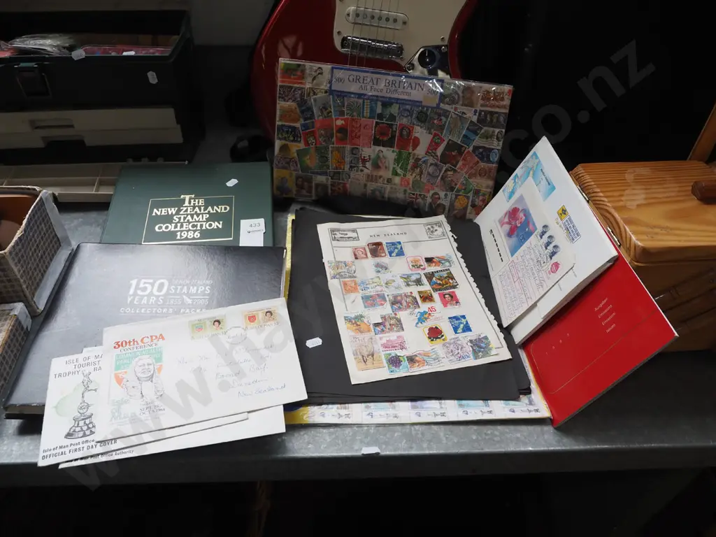 stamp albums, envelopes etc Image 1++