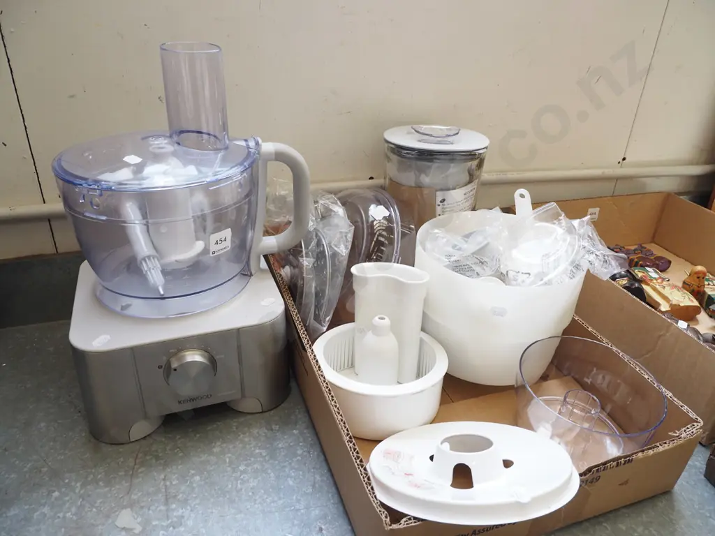 Kenwood Multi Pro mixer & box of accessories Image 1++