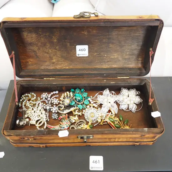 wooden leaf themed jewellery box and costume brooches