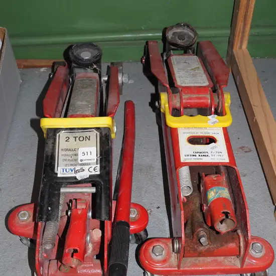 2x trolley jacks - 1 has handle