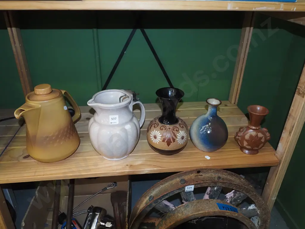 3x vases, coffee pot, part Temuka electric jug Image 1++
