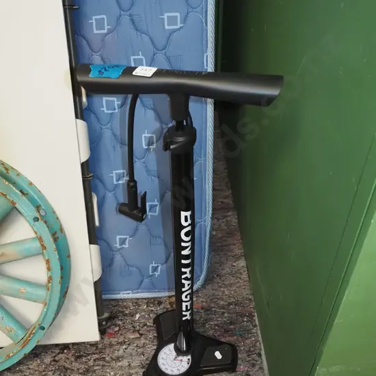 bike pump