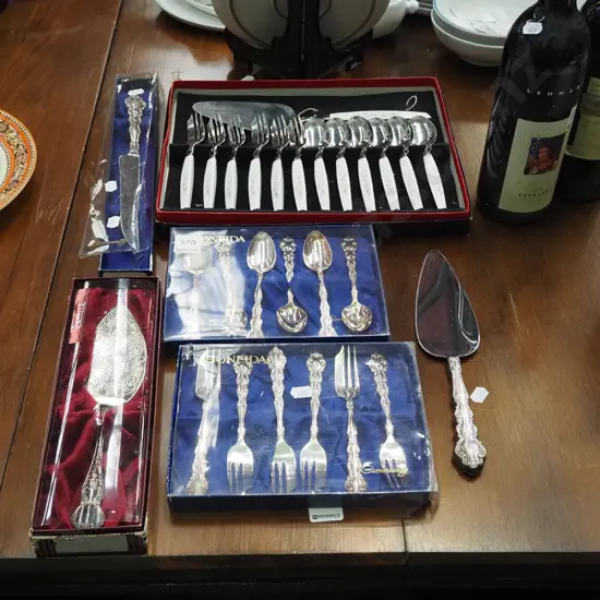 cased cutlery