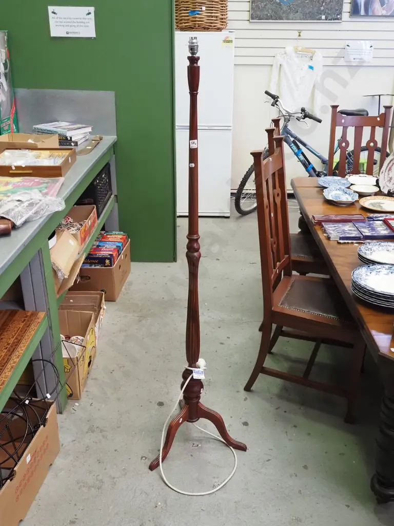 mahogany standard lamp base- no shade Image 1++