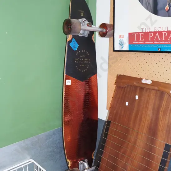 Globe long board
