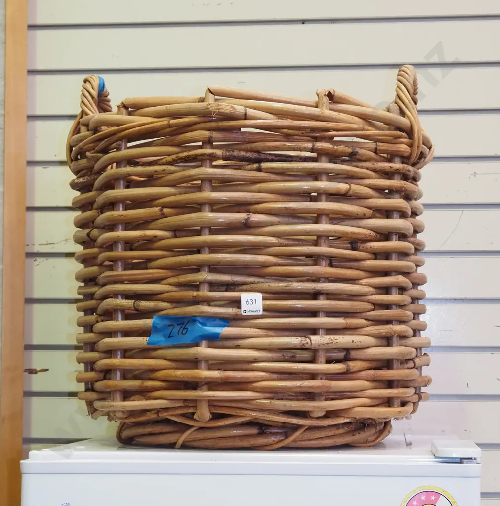 cane wood basket H410 Image 1++