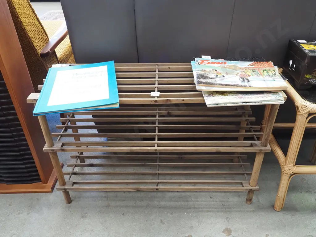 wooden shoe rack Image 1++